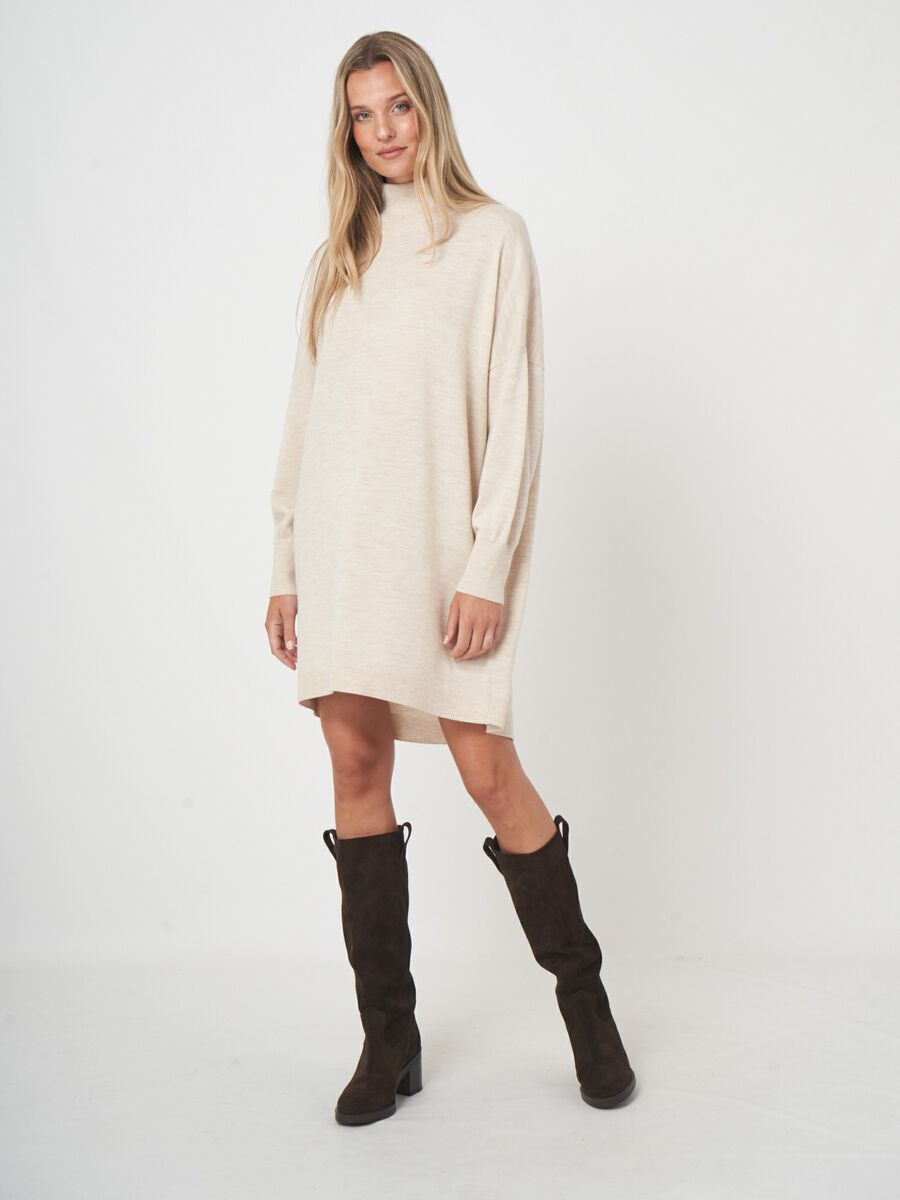 Fine knit merino wool dress with long fit image number 0