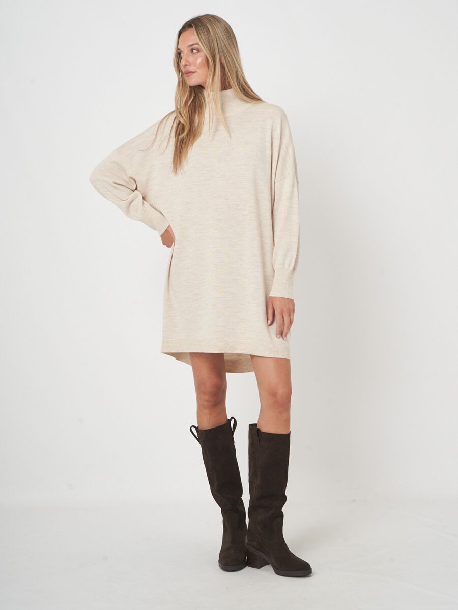 Fine knit merino wool dress with long fit image number 4