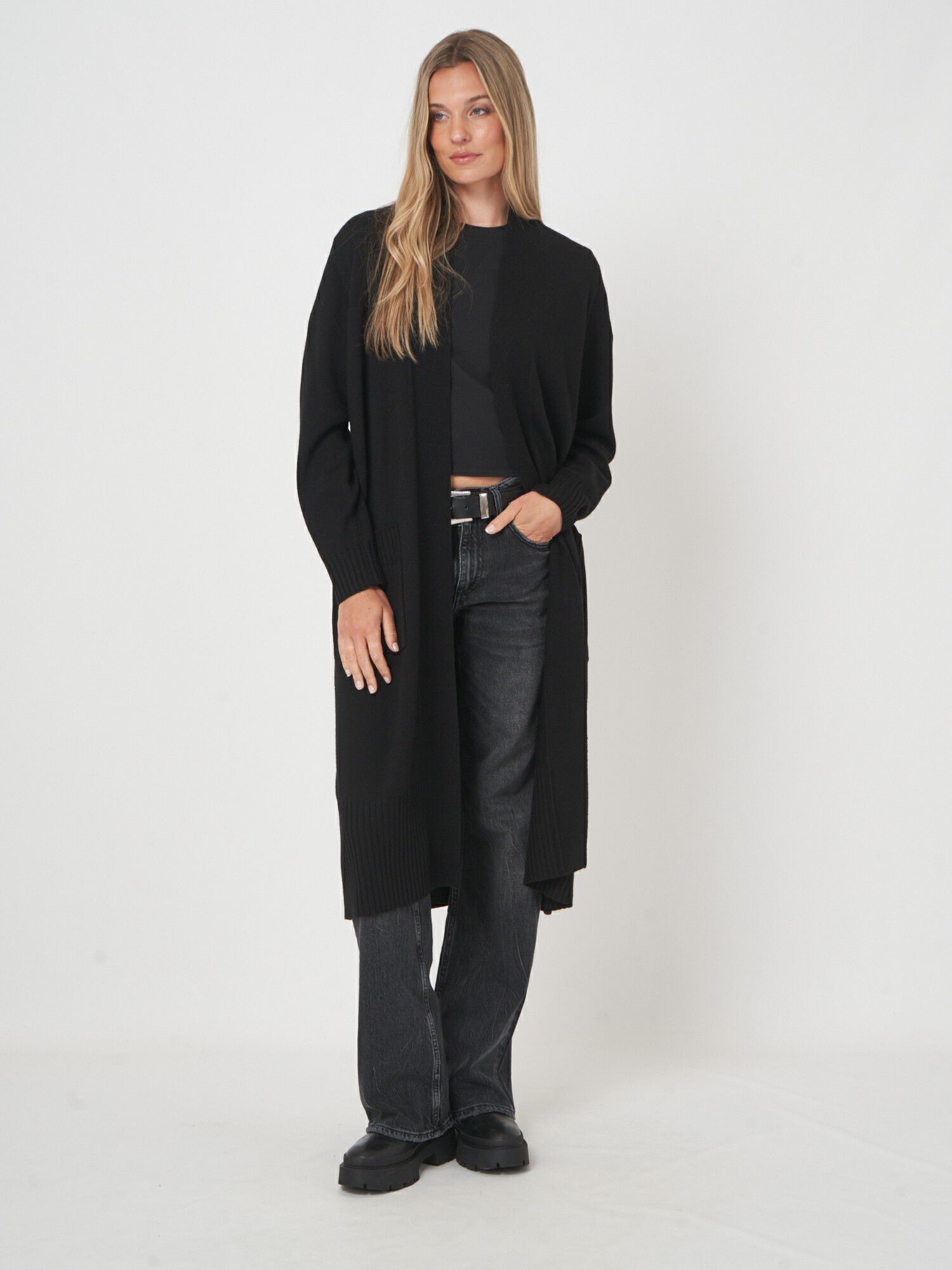 Fijngebreid vest van merinowol met lange pasvorm