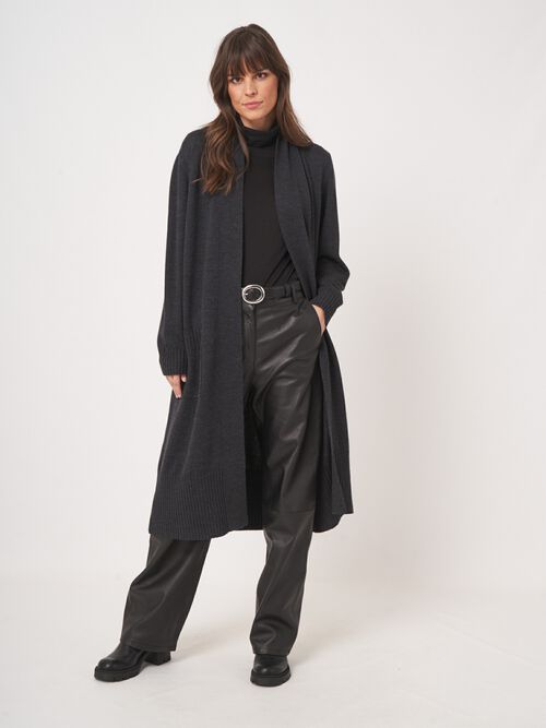 Fijngebreid vest van merinowol met lange pasvorm