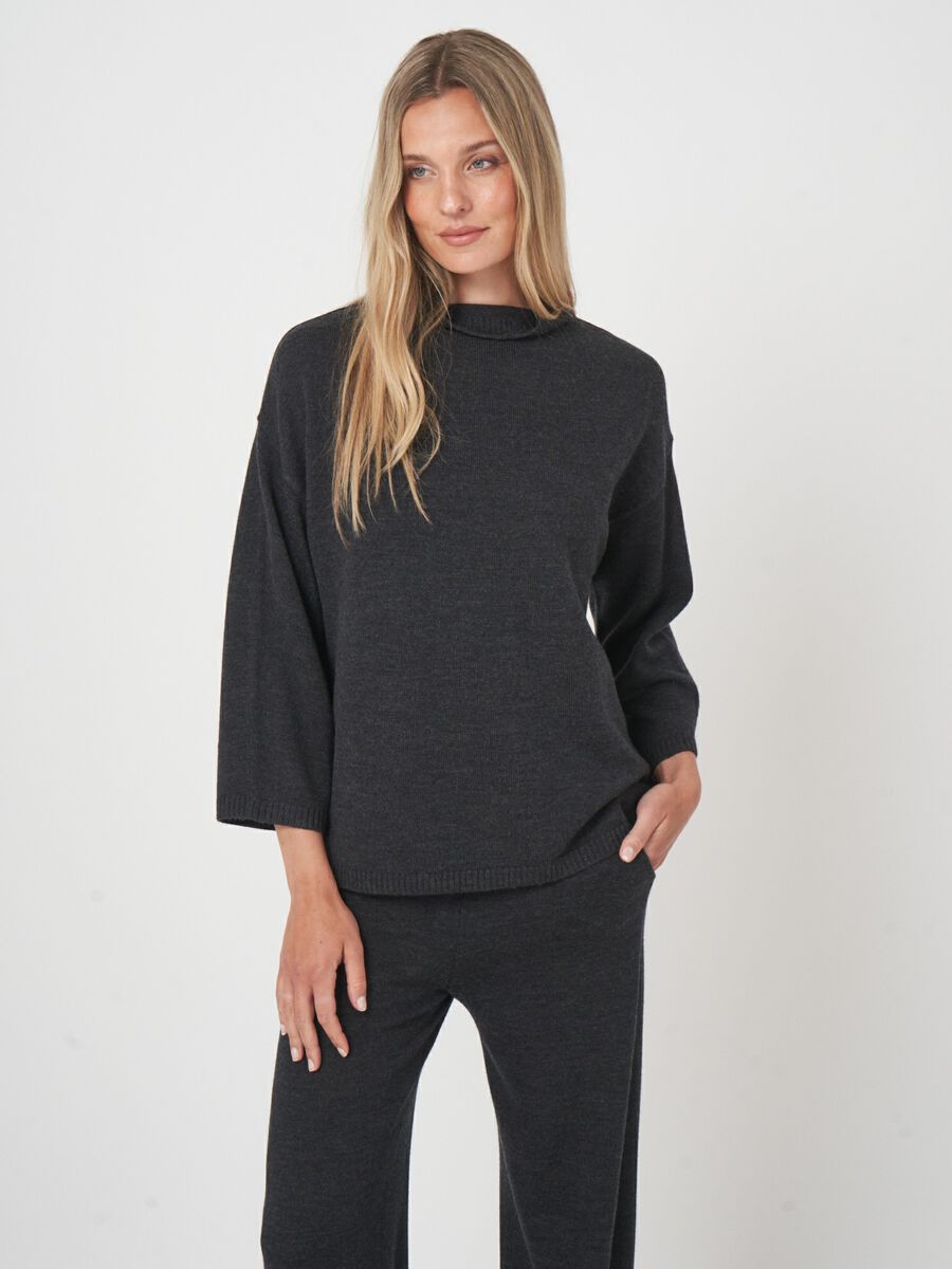 3/4 sleeve merino wool sweater with stand collar image number 2