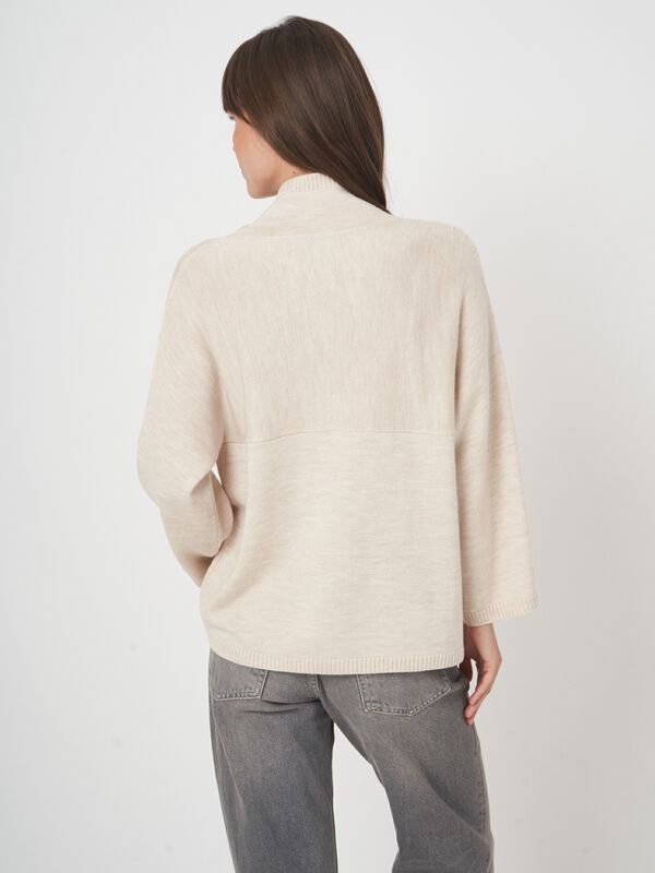 Pull mérinos femme — col montant & manches 3/4 élégantes image number 4