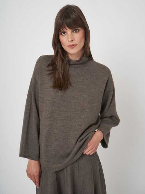 Zachte trui van extra fijne merinowol met brede kraag