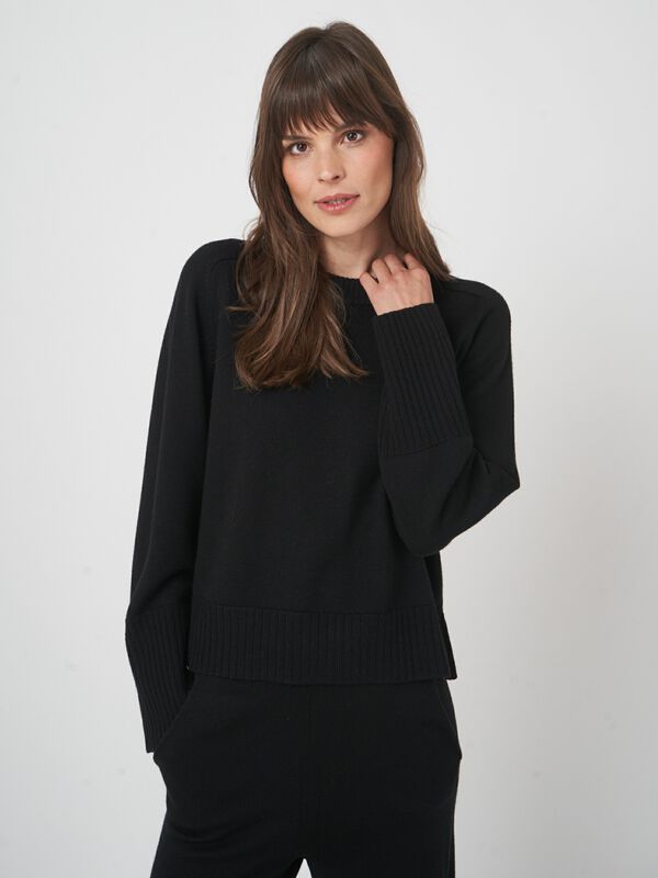 Long sleeve merino wool pullover with round neck image number 0