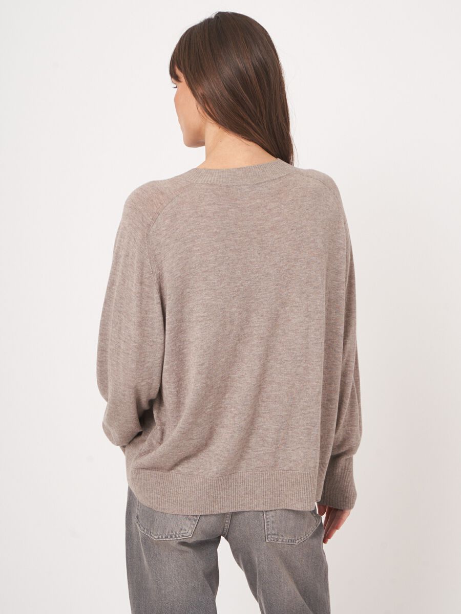 Pull large femme — maille fine & confort moderne repeat image number 5