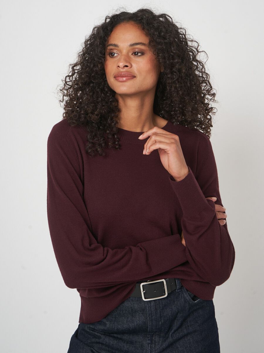 Lichte gebreide wijde trui met lange mouwen image number 1