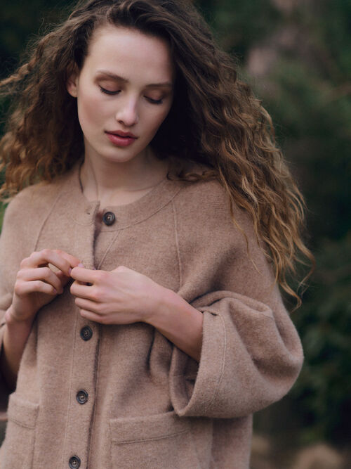 Oversized-Strickjacke aus Wolle und Alpaka mit Taschen
