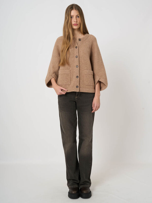 Oversized-Strickjacke aus Wolle und Alpaka mit Taschen image number 9