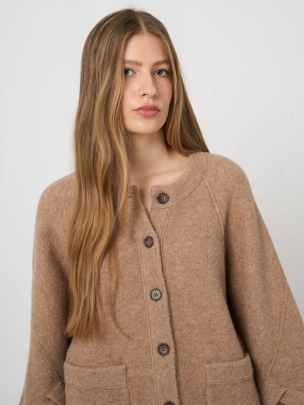 Oversized-Strickjacke aus Wolle und Alpaka mit Taschen image number 7