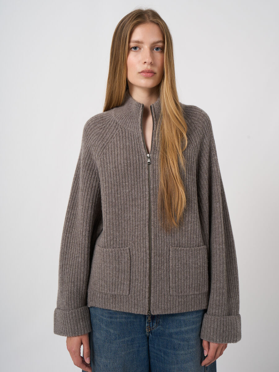 Rippstrickjacke mit Rei&szlig;verschluss aus Lammwolle image number 0
