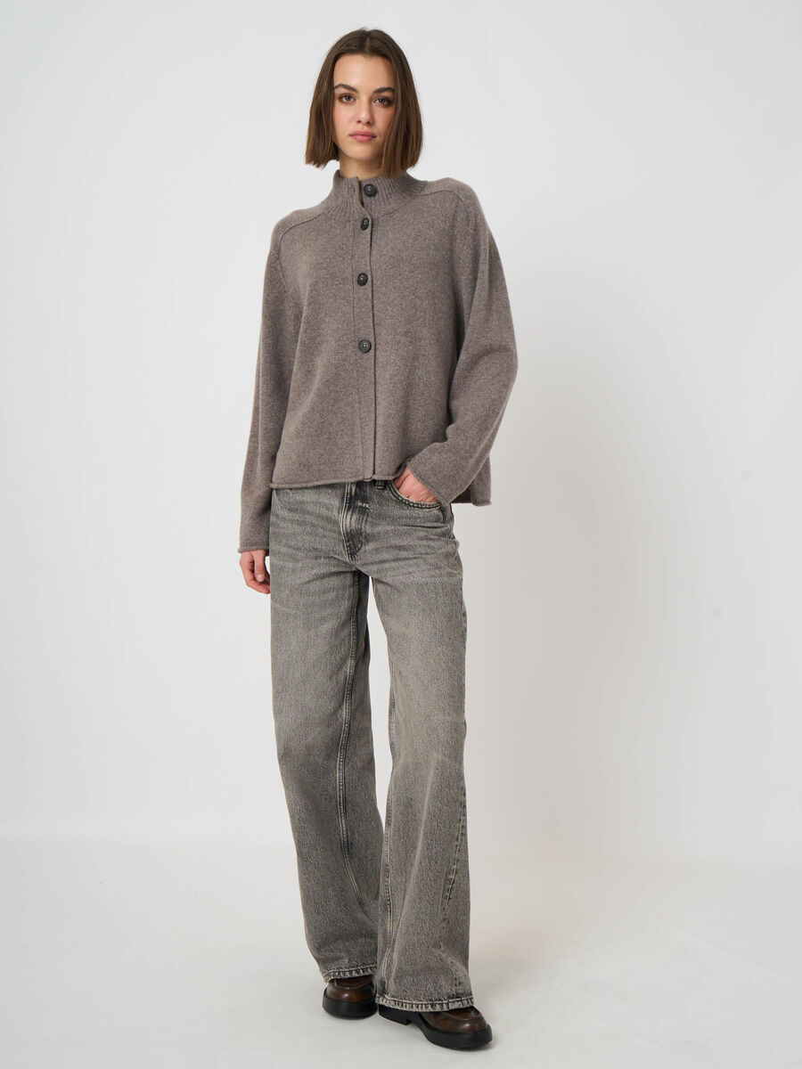 Strickjacke aus italienischer Lammwolle mit Stehkragen image number 3