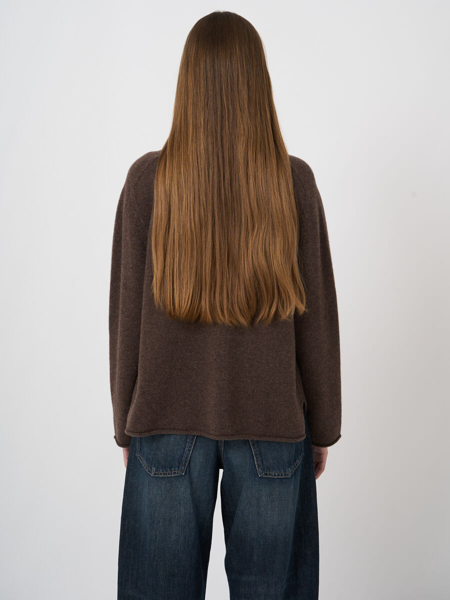 Strickjacke aus italienischer Lammwolle mit Stehkragen image number 4