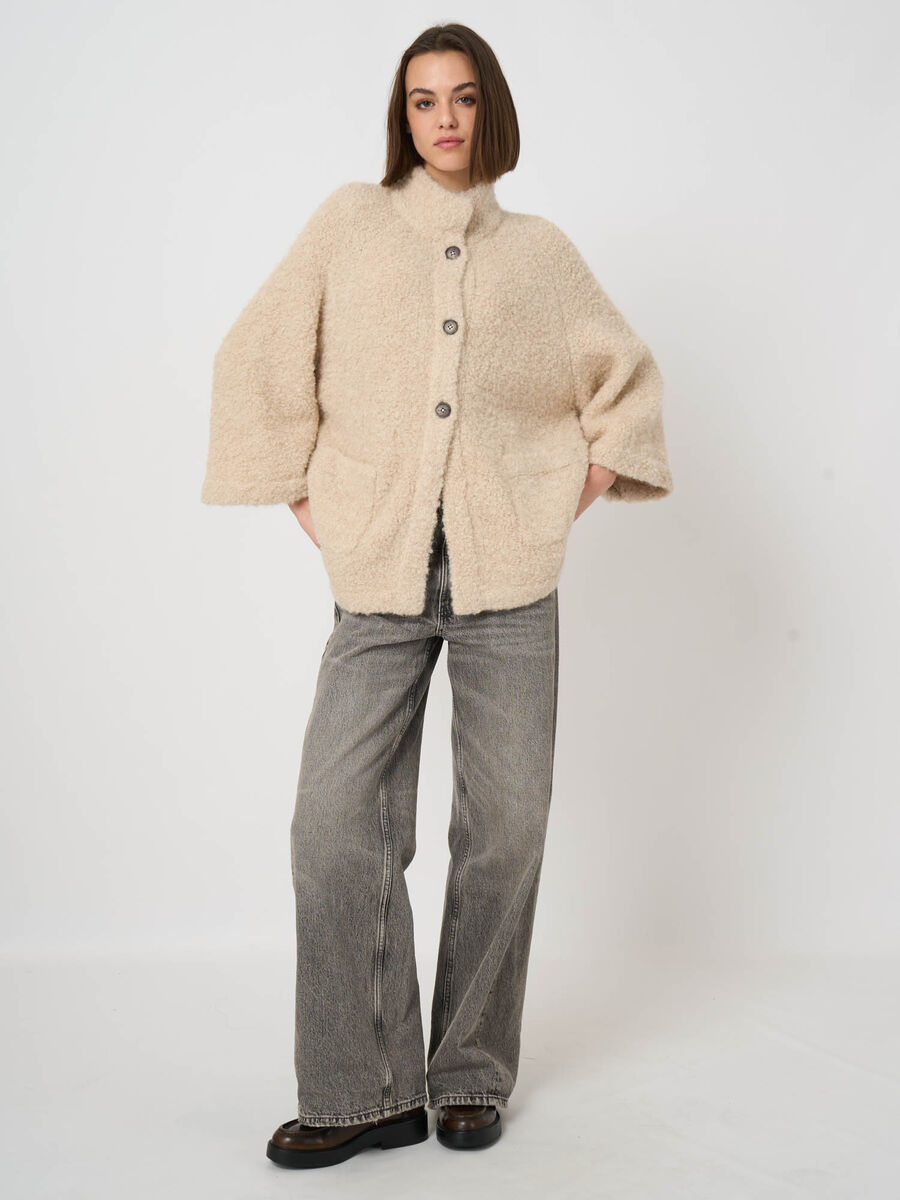 Cardigan-veste oversize en boucl&eacute; alpaga-laine image number 10