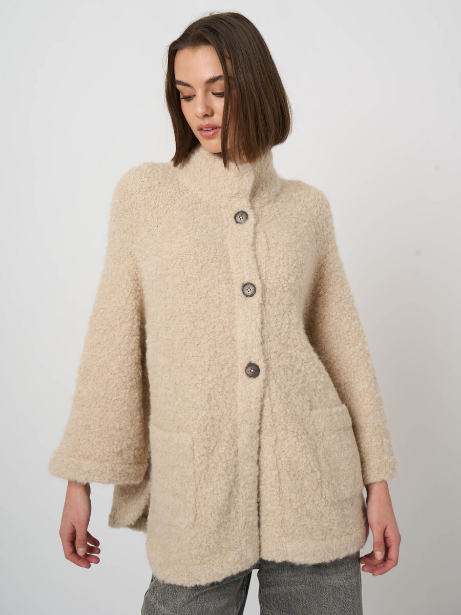 Cardigan-veste oversize en boucl&eacute; alpaga-laine image number 6