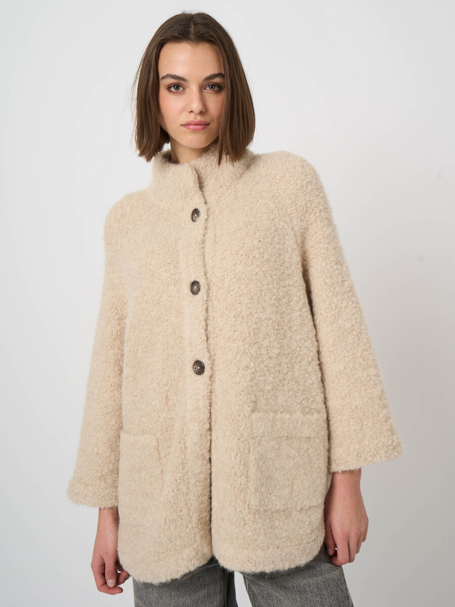 Cardigan-veste oversize en boucl&eacute; alpaga-laine image number 8