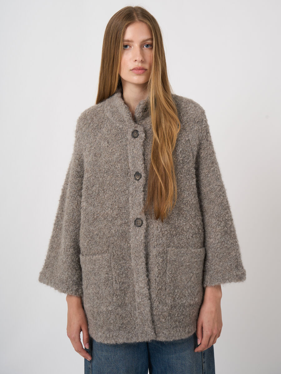 Cardigan-veste oversize en boucl&eacute; alpaga-laine image number 0