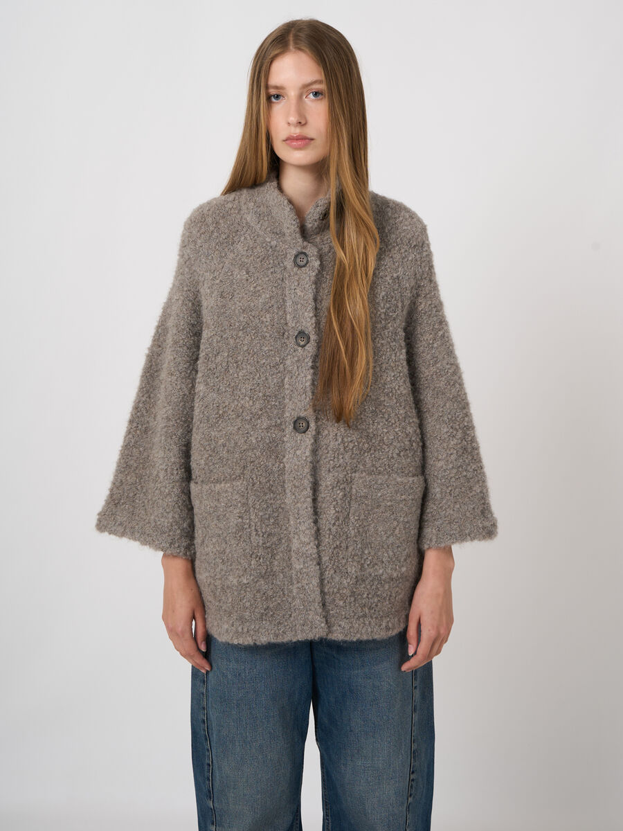 Cardigan-veste oversize en boucl&eacute; alpaga-laine image number 4