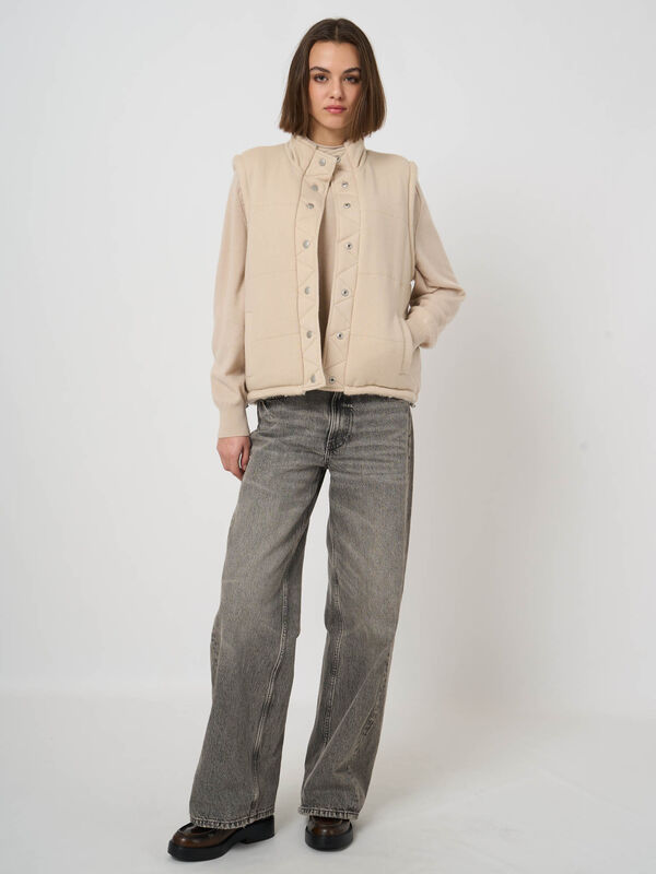 Wool-Cashmere Quilted Vest with Boucl&eacute; Interior image number 7