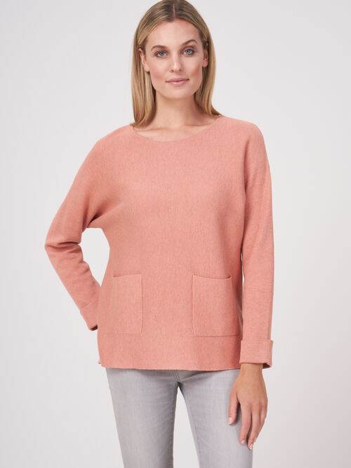 Boat neck sweater with pockets