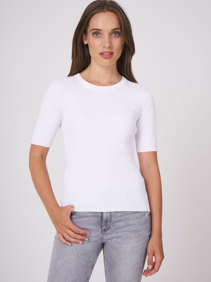 Fine rib knit short sleeve sweater image number 0