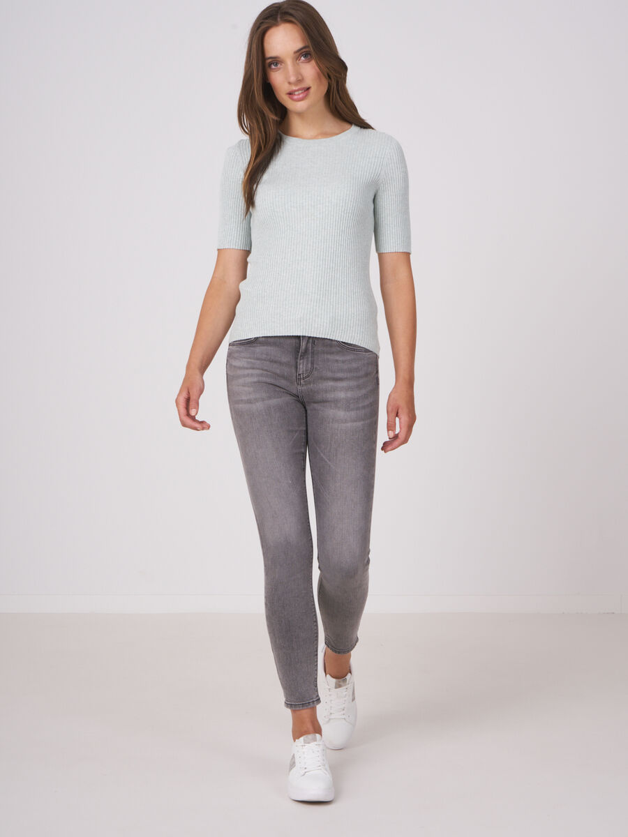 Fine rib knit short sleeve sweater image number 3