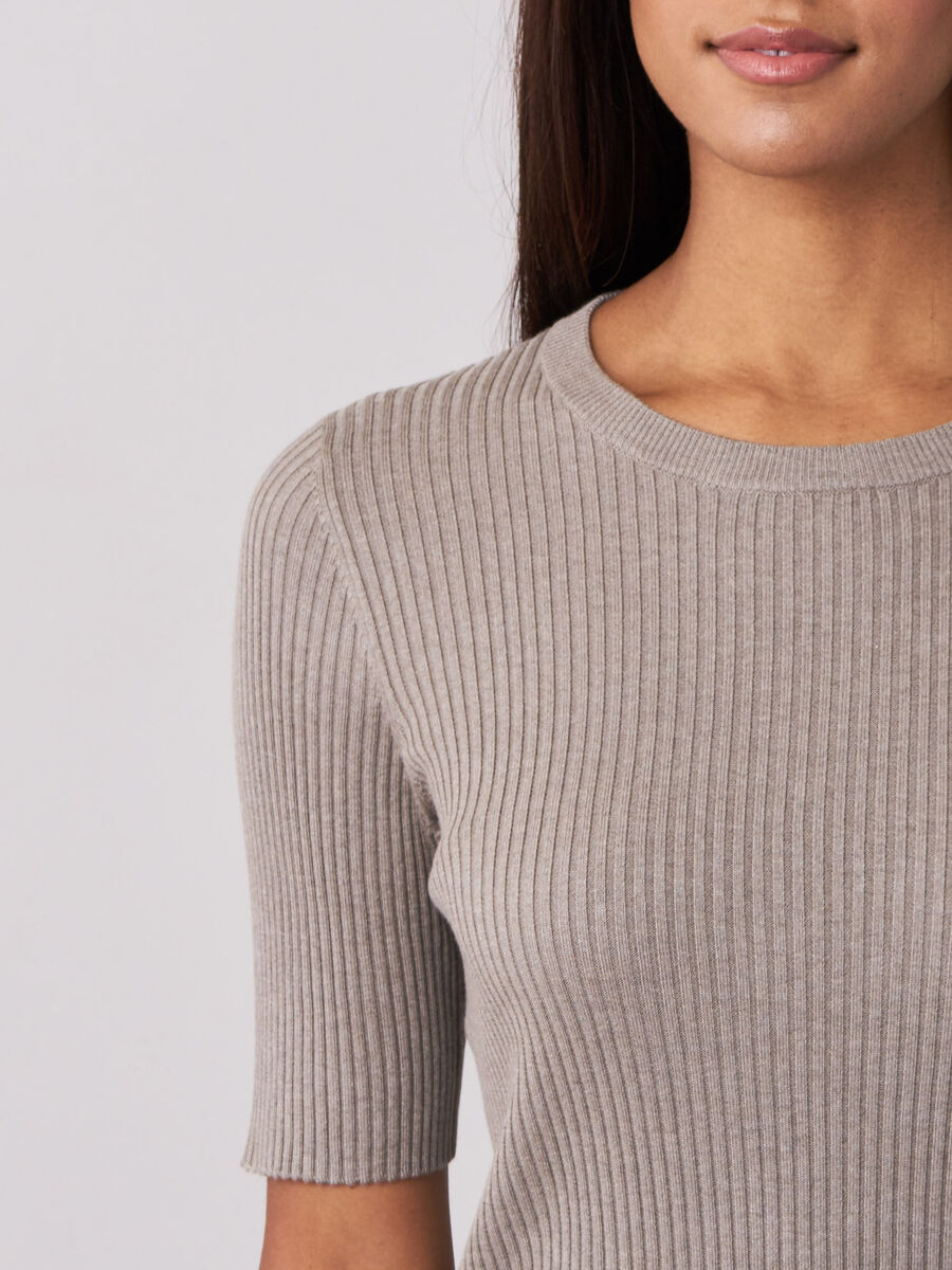 Fine rib knit short sleeve sweater image number 2