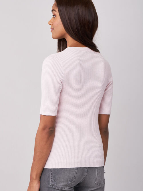Fine rib knit short sleeve sweater