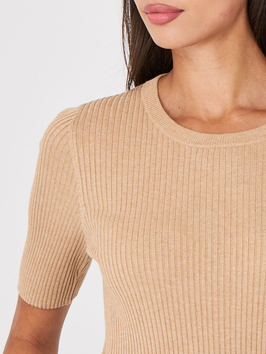 Gerippter Unterzieh-Pullover mit kurze Ärmel image number 2