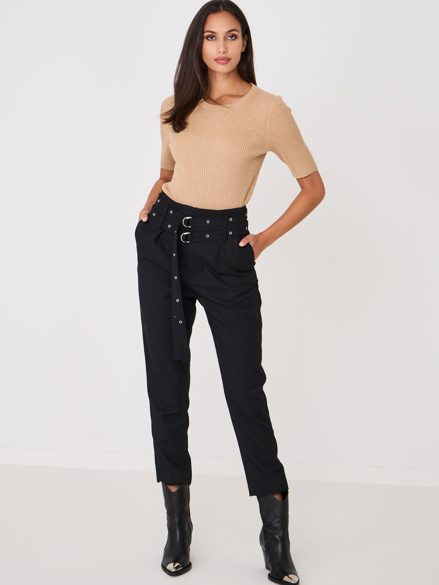 Gerippter Unterzieh-Pullover mit kurze Ärmel image number 3