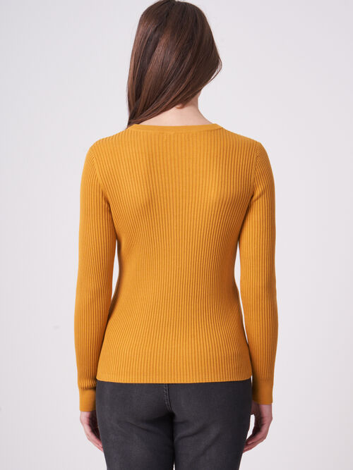 Fine rib knit long sleeve sweater