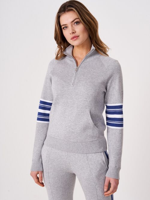Sporty half zip sweater with kangaroo pocket