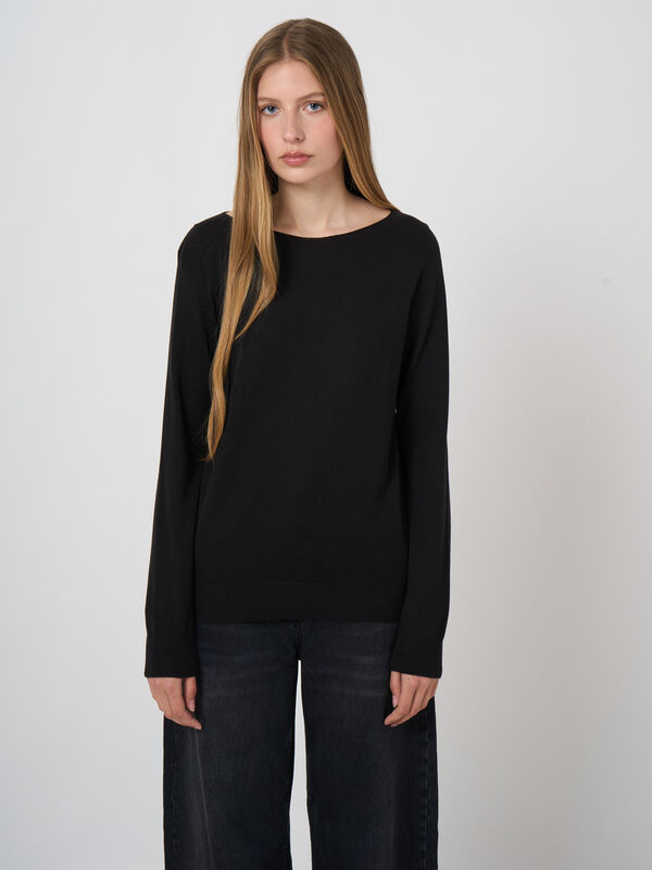 Cotton-Viscose Fine-Knit Boat-Neck Sweater image number 0