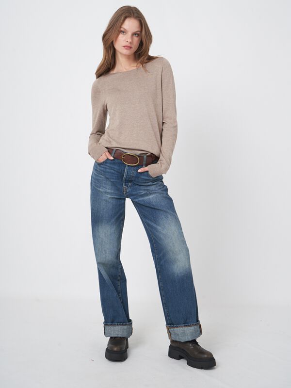 Basic long sleeve pullover in cotton blend image number 2