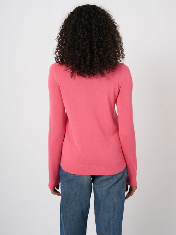 Fine-knit cotton-blend boat-neck sweater image number 3