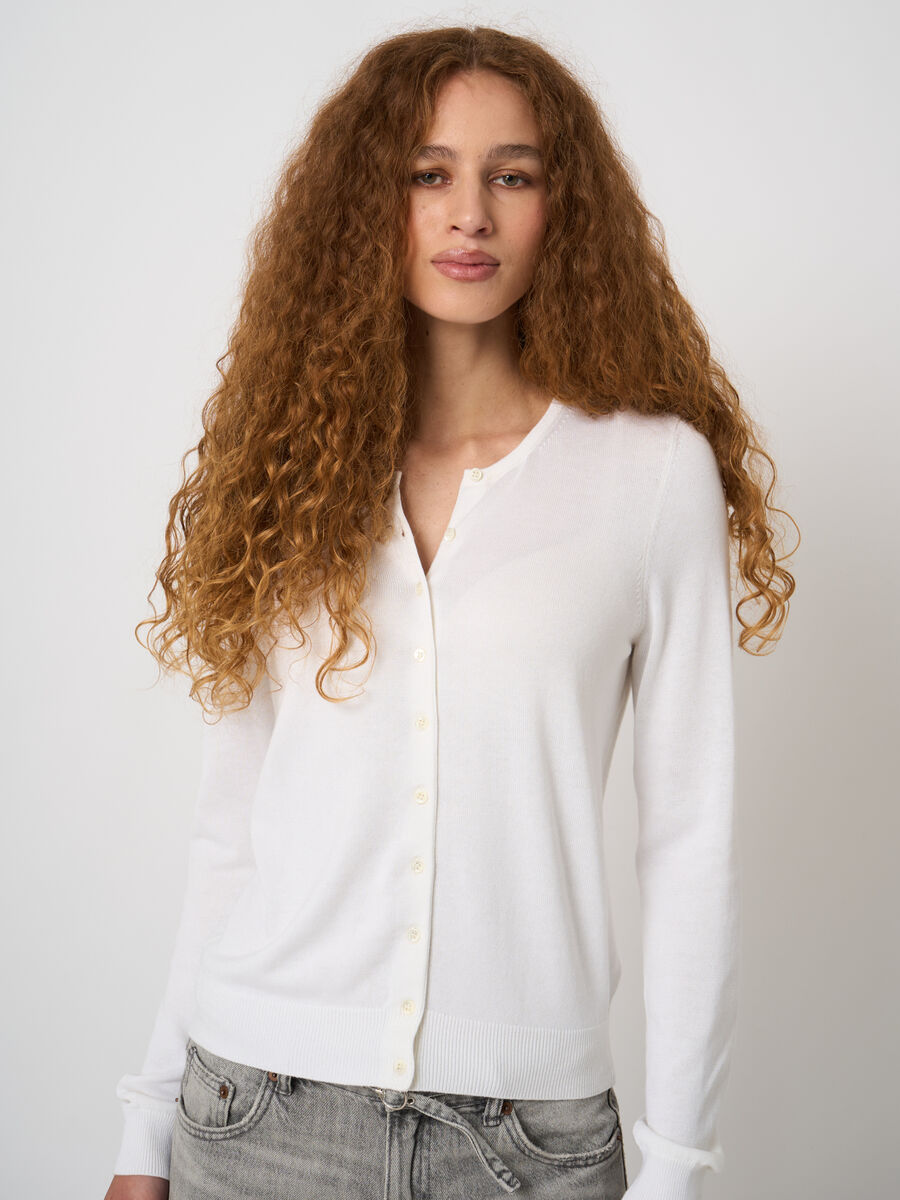 Feinstrick-Cardigan aus Baumwollmix mit Knopfleiste image number 2
