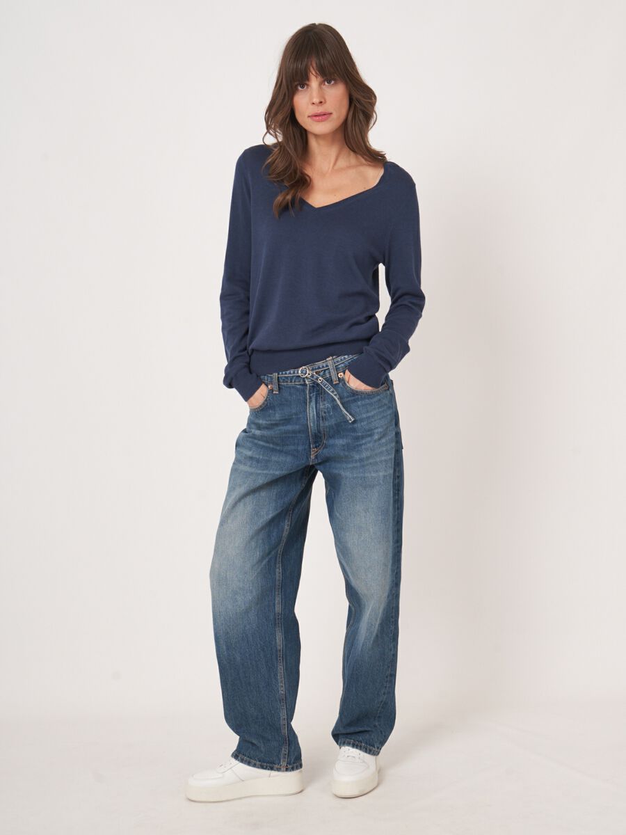 Basic fijngebreide V-hals trui in katoenmix image number 5