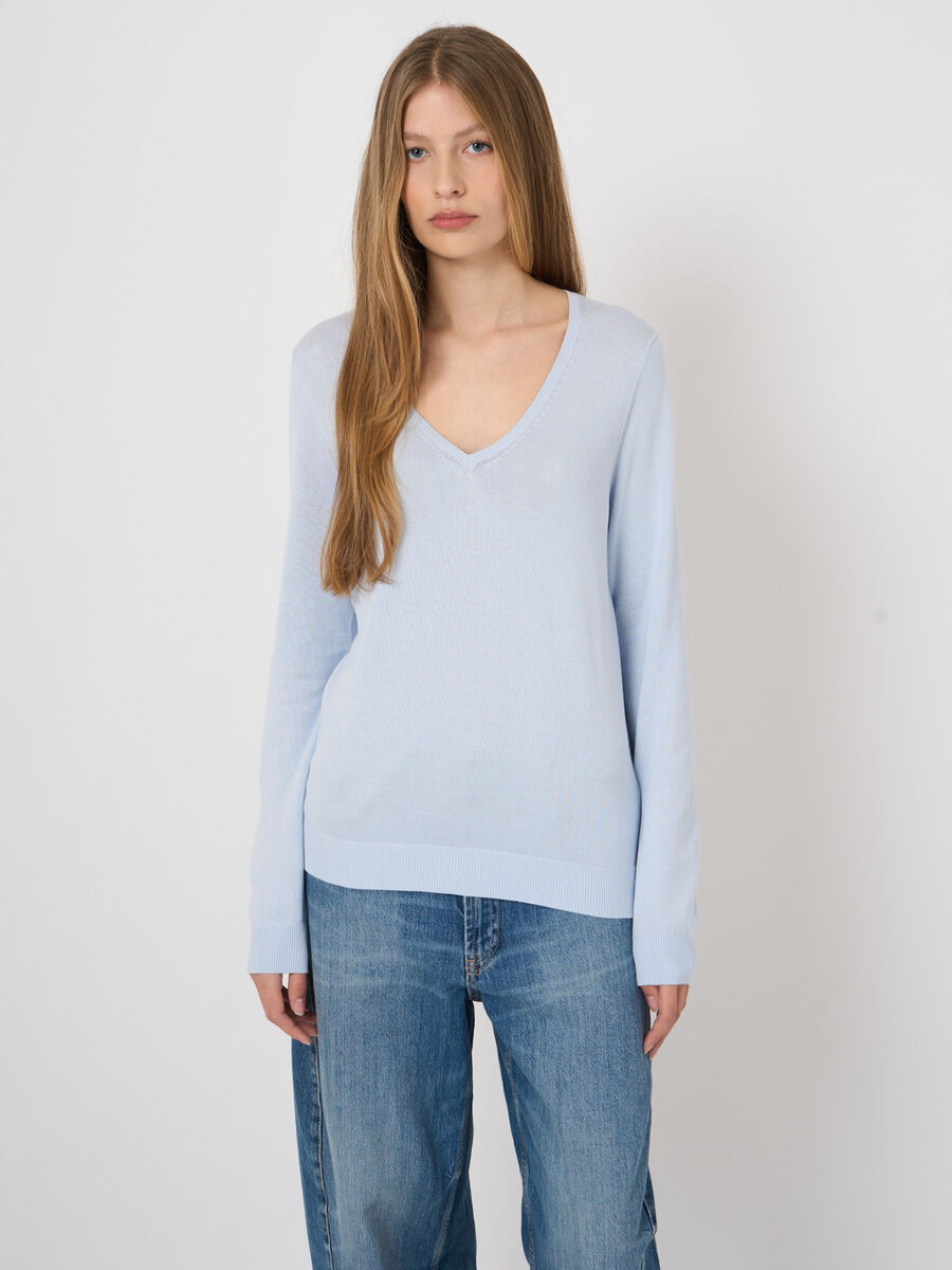 Pull col V en maille fine, coton m&eacute;lang&eacute; image number 1