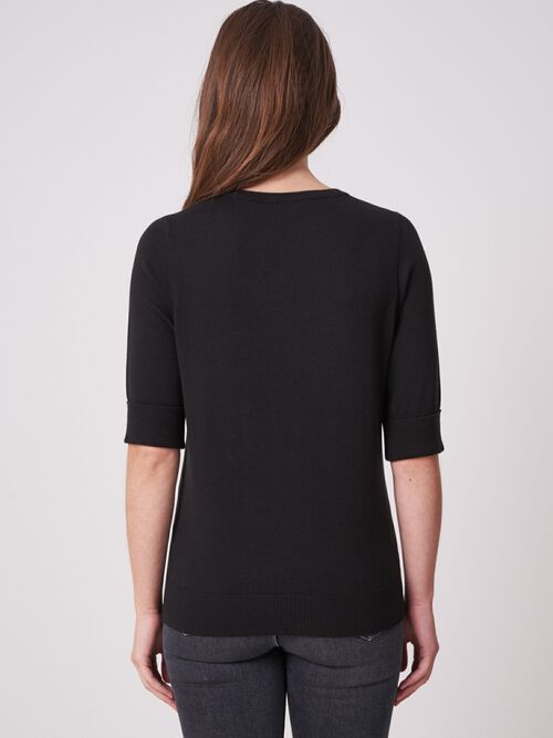 Basic fijngebreide trui met korte mouwen