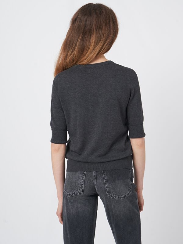 Basic fine knit short sleeve pullover cotton blend image number 4