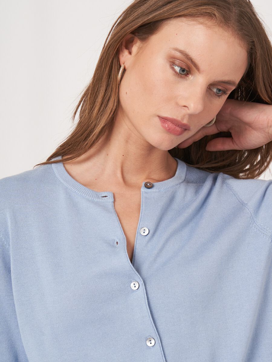 Kurz geschnittener Feinstrick-Cardigan aus Baumwollmix image number 3