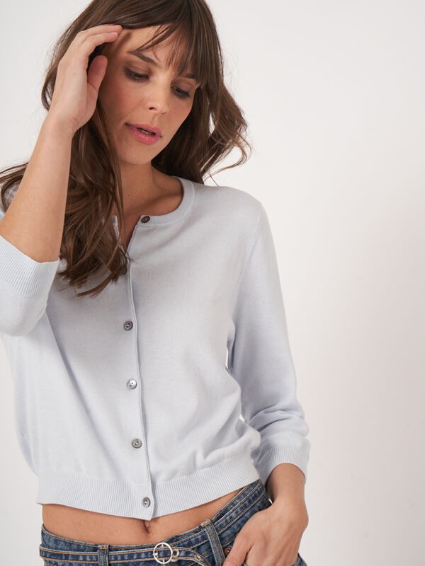 Kurz geschnittener Feinstrick-Cardigan aus Baumwollmix image number 2