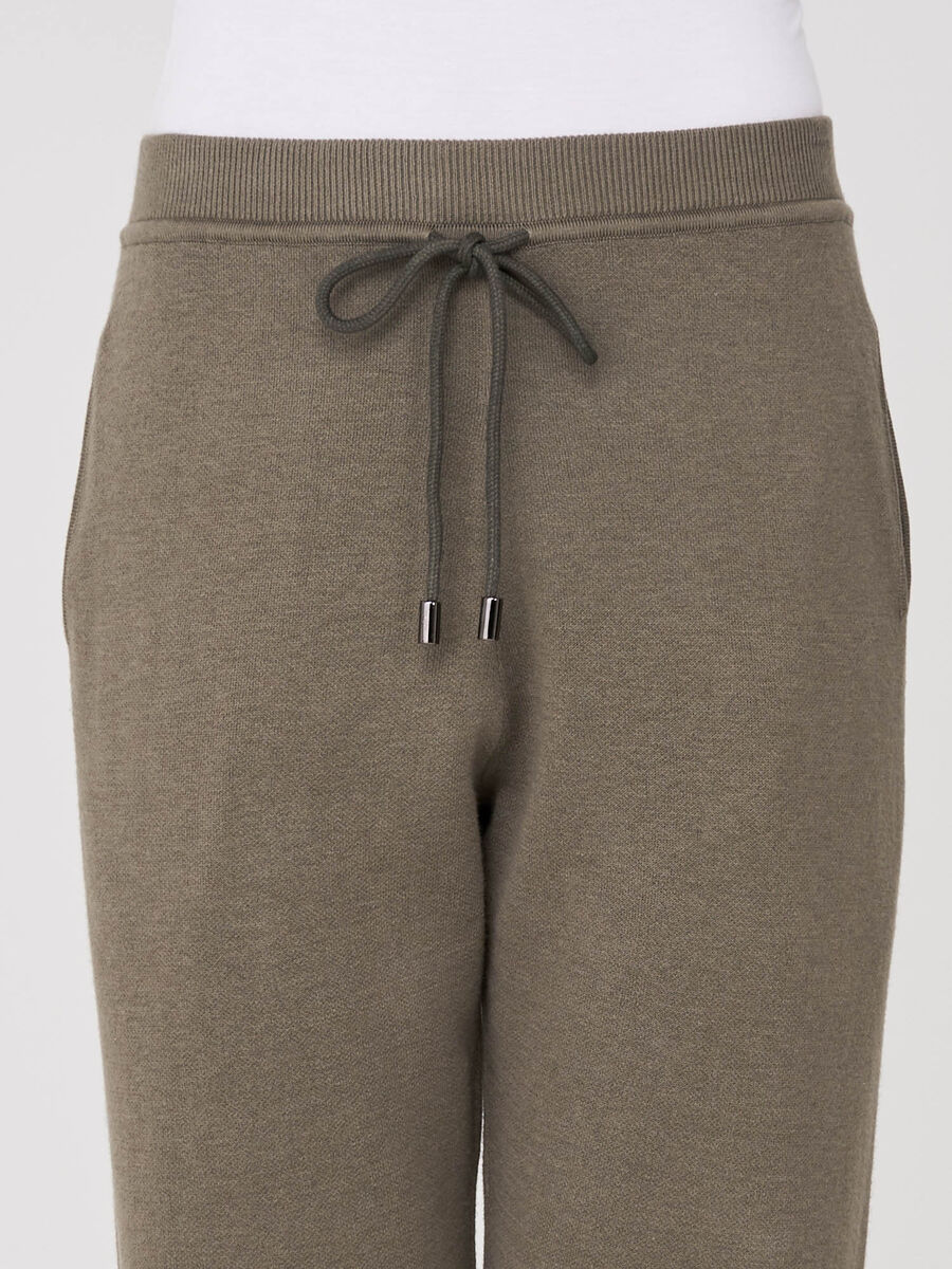 Gebreide joggingbroek van biologisch katoen melange image number 2