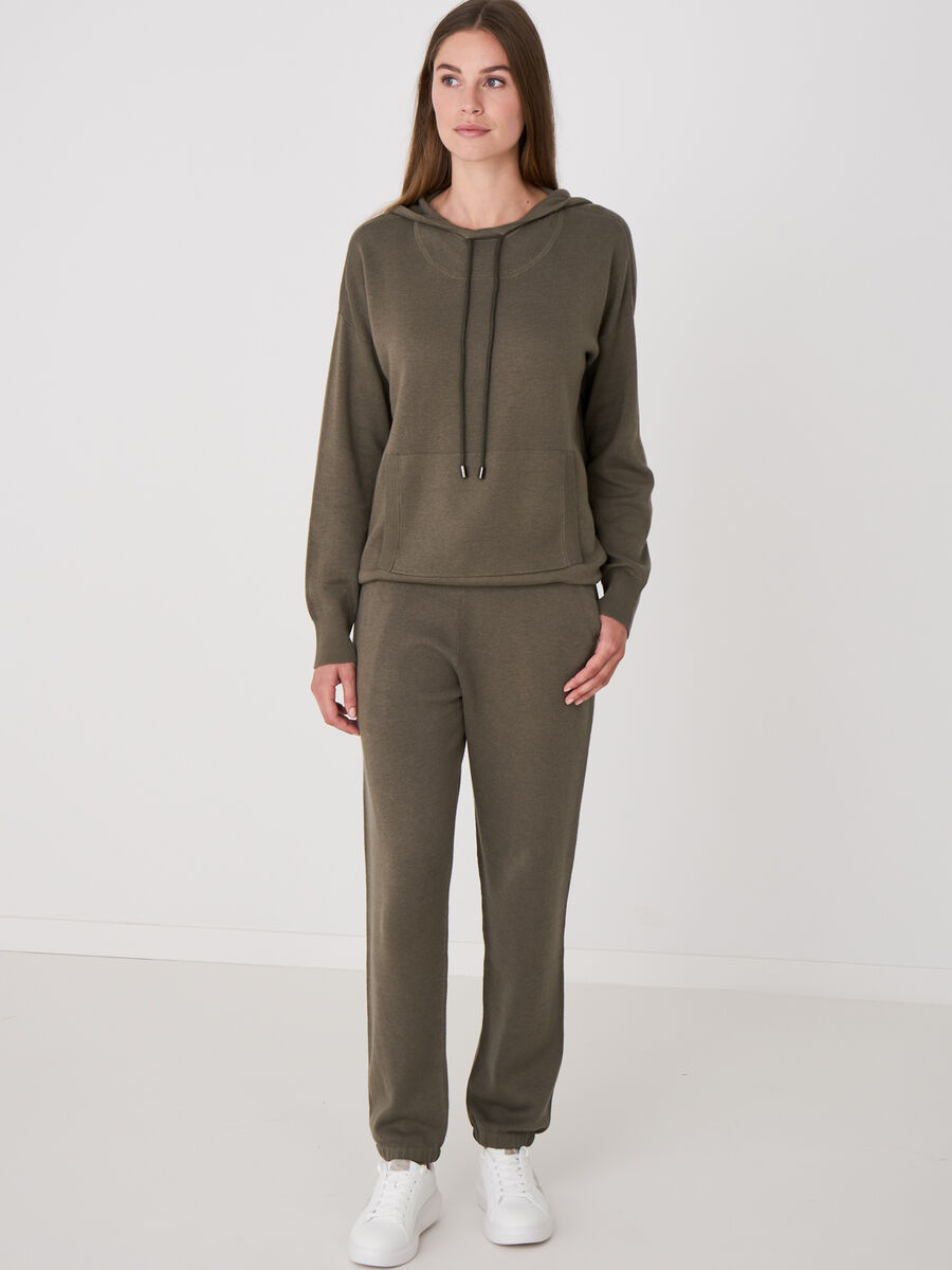 Gebreide joggingbroek van biologisch katoen melange image number 3