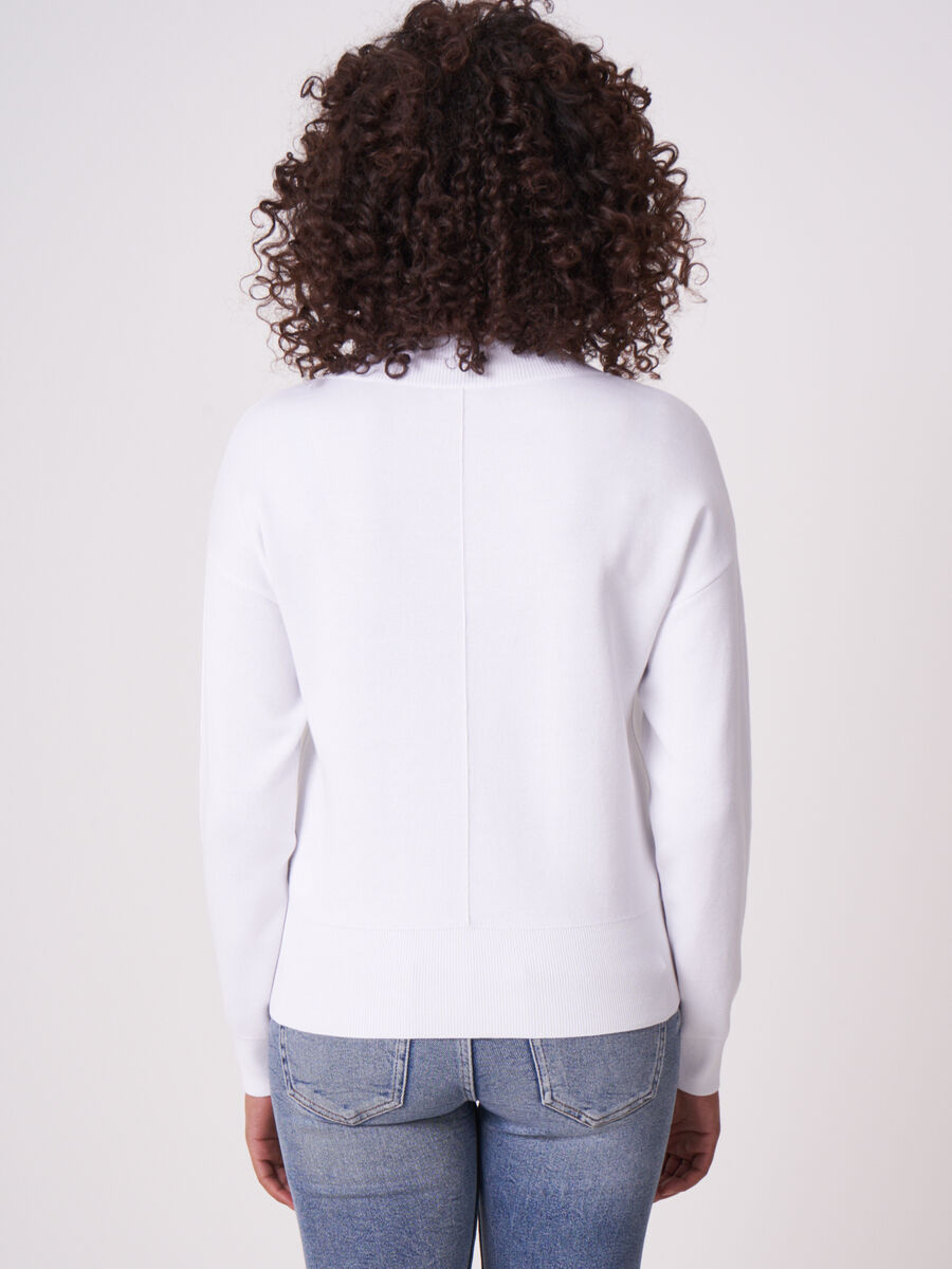 Pull d&eacute;contract&eacute; &agrave; manches larges image number 1