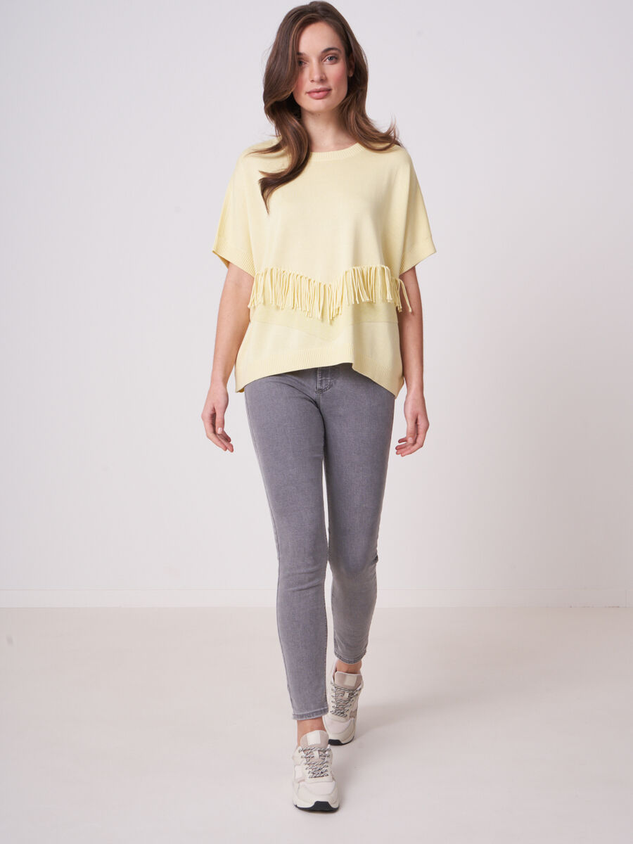 Poncho-trui van katoen-mix met franjes aan de voorkant image number 3