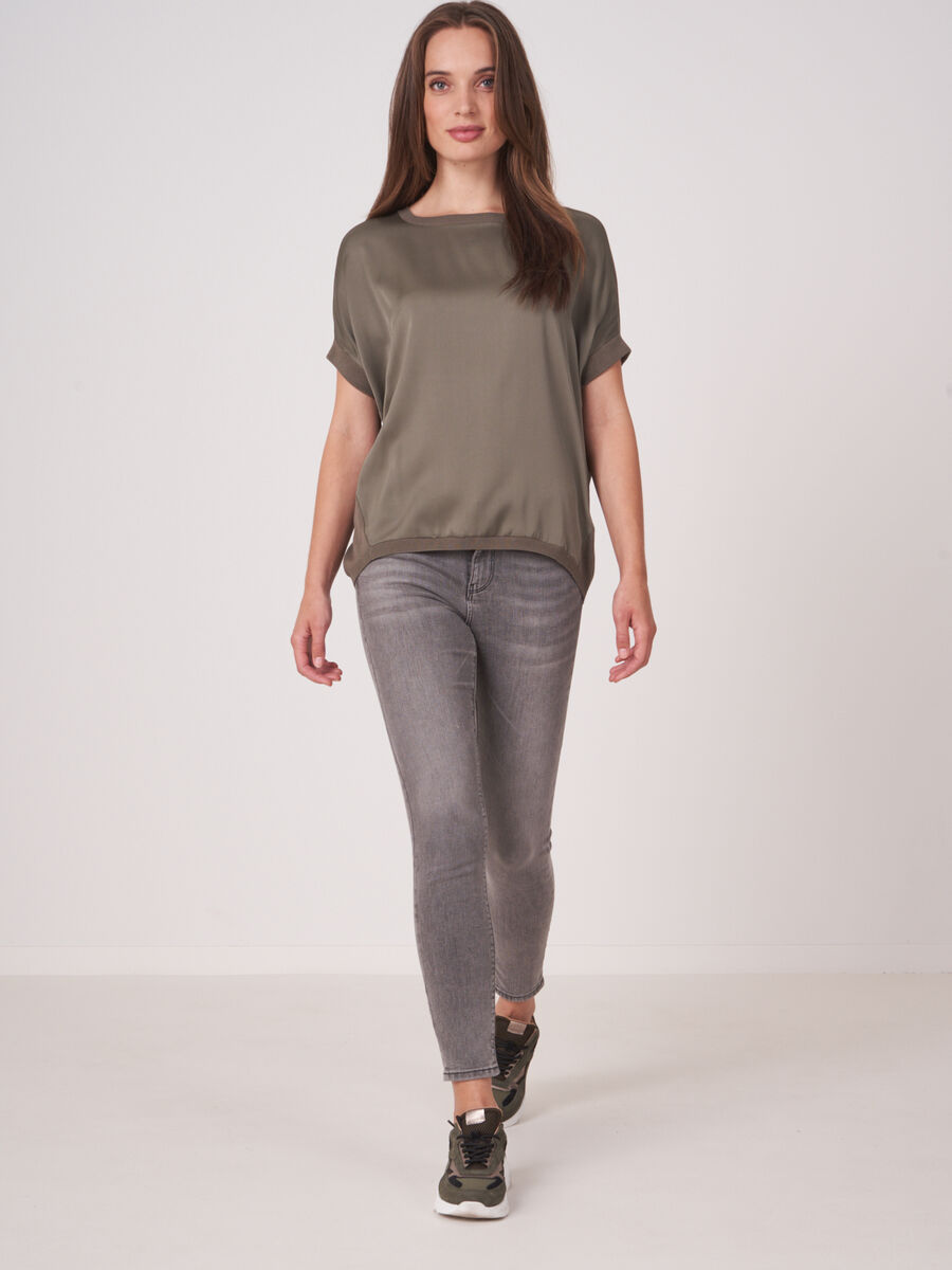 T-shirt with knitted back and silk front image number 3