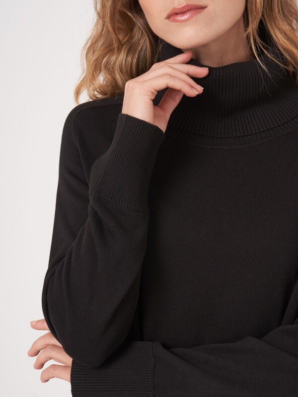 Pull en coton m&eacute;lang&eacute; avec col roul&eacute; &agrave; larges c&ocirc;tes image number 3