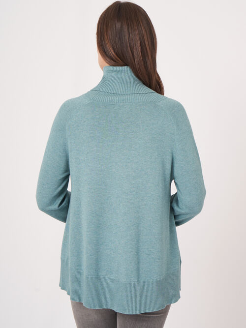 Trui van katoenmix met brede geribde rolkraag