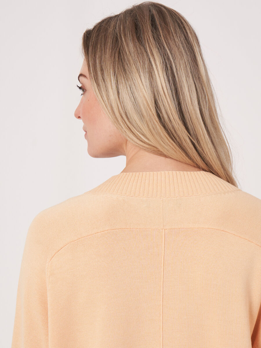 Cotton blend buttoned cardigan with pockets image number 4