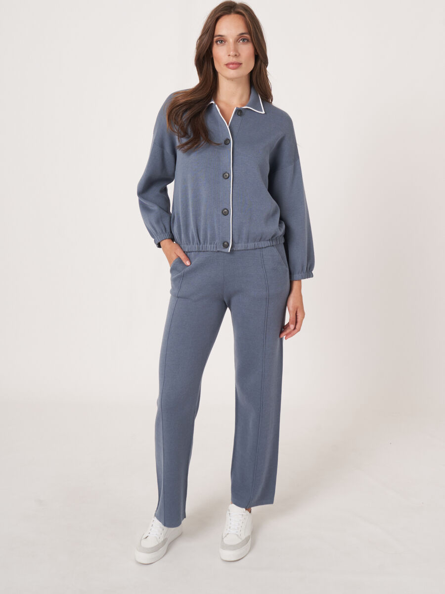 Gebreid vest met overhemdkraag en contrasterende naad image number 6